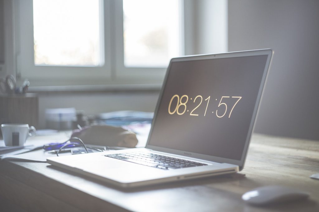 Im Homeoffice ist das Thema Gesundheitsförderung auch sehr wichtig. Denn Elektrosmog ist nicht zu unterschätzen. Baubiologie hält Lösungen bereit.