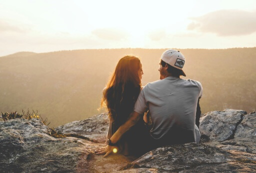 Der gemeinsame Immobilienkauf als Paar hat den Vorteil, dass teurere Wohneinheiten in Betracht gezogen werden können.