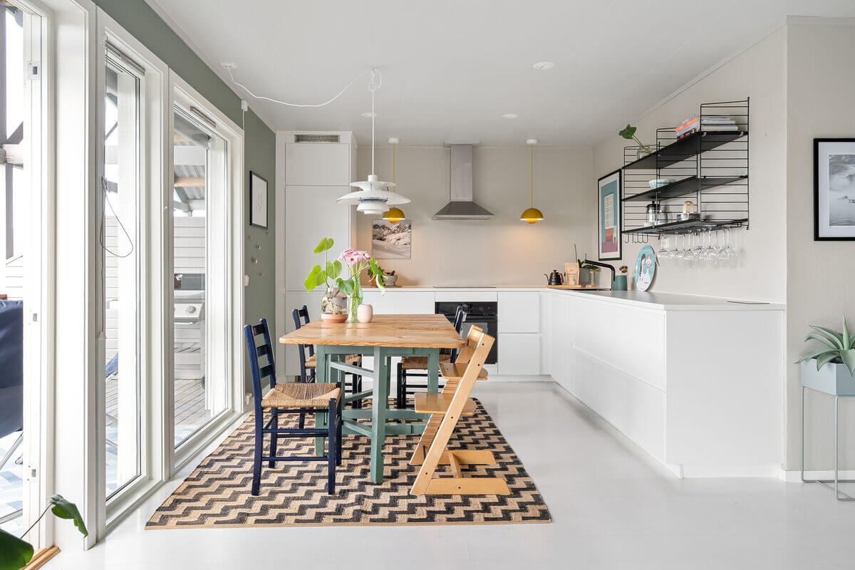 Küche und Essbereich