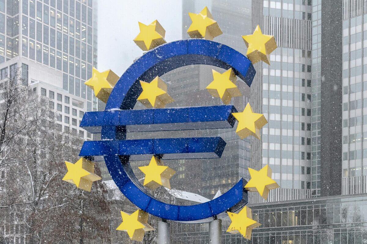 Erwartet uns eine Berg- oder Talfahrt für die Bauzinsen 2026? Das neue Jahr wird es zeigen. © Pexels / Masood Aslami 